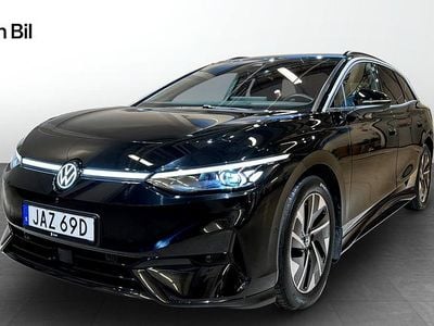 Svart Begagnad 2024 VW ID.7 Comfortline Kombi | 489 900 kr (Bra pris)