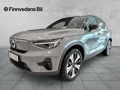 Grå Begagnad 2022 Volvo XC40 Plus SUV | 339 000 kr