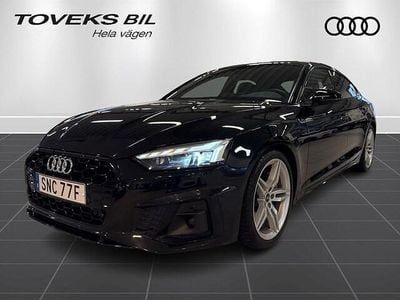 Mytsvart metallic Begagnad 2022 Audi A5 Sportback S-Line Halvkombi | 429 000 kr (Marknadspris)