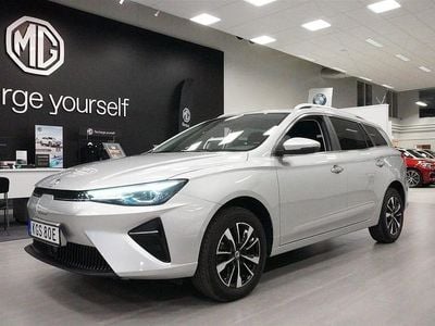 Begagnad MG MG5 EV Comfort 130 kW (177 HK) 2022 Medael silver Kombi