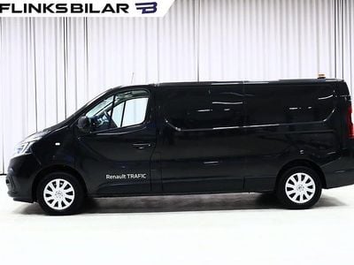 Svart Begagnad 2021 Renault Trafic Minibuss | 219 800 kr (Marknadspris)