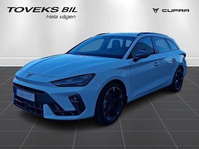 Vit Begagnad 2025 Cupra Leon | 319 000 kr (Marknadspris)