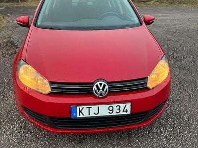Begagnad 2011 VW Golf VI Halvkombi | 42 000 kr (Marknadspris)