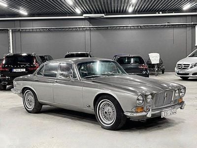 Grå/beige metallic Begagnad 1973 Jaguar XJ Sedan | 149 900 kr