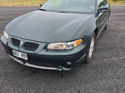 Mörkgrön Begagnad 2000 Pontiac Grand Prix Sportkupé | 25 000 kr