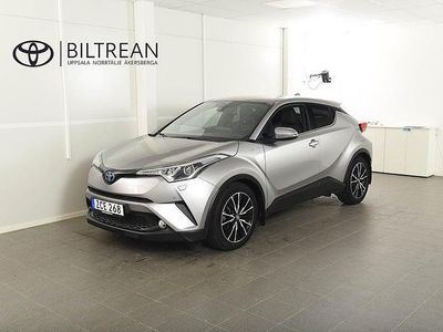 Mörkgrå Begagnad 2017 Toyota C-HR Executive SUV | 214 900 kr (Marknadspris)