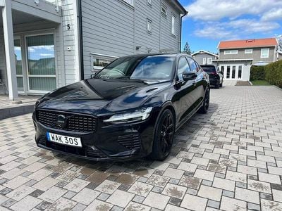 Begagnad 2023 Volvo S60 Ultimate Sedan | 459 000 kr (Marknadspris)
