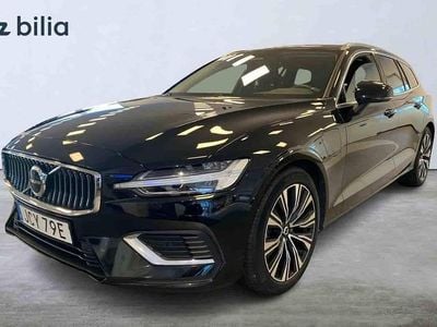 Svart Begagnad 2024 Volvo V60 Kombi | 379 900 kr (Marknadspris)