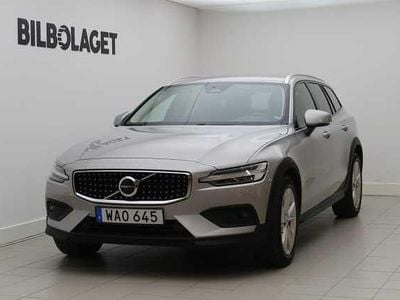 Begagnad 2024 Volvo V60 CC Kombi | 409 800 kr (Marknadspris)