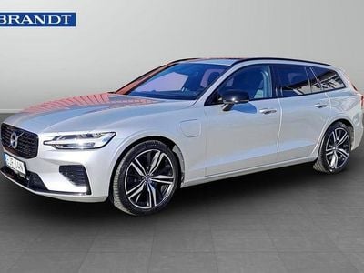 Silver Begagnad 2022 Volvo V60 R-Design Pro Kombi | 399 900 kr (Lite dyr)