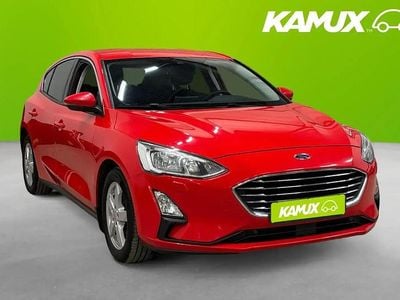 Begagnad Ford Focus Titanium 125 HK (91 kW) 2019 Röd Halvkombi