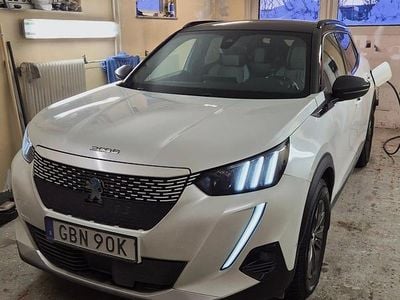 Begagnad Peugeot e-2008 GT 100 kW (136 HK) 2021 SUV