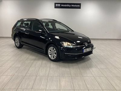 begagnad VW Golf VII 1.5 TSI Comfort /B-Kam/Drag 150hk