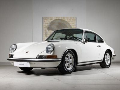 Grå Begagnad 1971 Porsche 911 | 850 000 kr