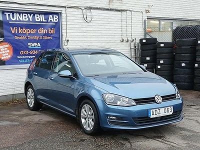 Blå Begagnad 2013 VW Golf VII Halvkombi | 109 900 kr (Marknadspris)