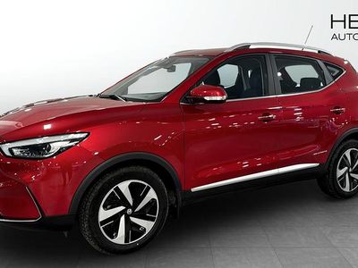 Röd Begagnad 2022 MG ZS Comfort SUV | 244 900 kr (Marknadspris)