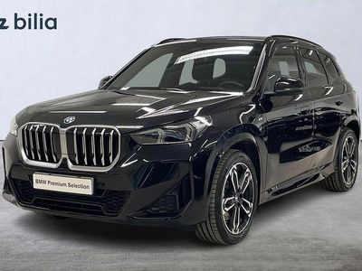 Begagnad BMW X1 M Sport 326 HK (239 kW) 2025 Saphire svart metallic SUV