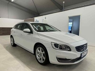 Vit Begagnad 2013 Volvo V60 Kombi | 99 500 kr (Marknadspris)