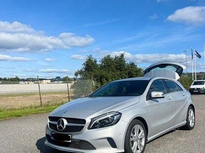 Begagnad 2016 Mercedes A180 Halvkombi | 149 000 kr