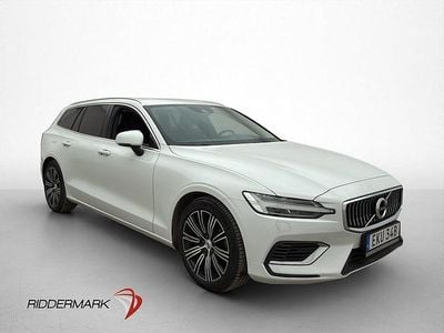 Begagnad Volvo V60 Momentum 253 HK (186 kW) 2020 Vit Kombi