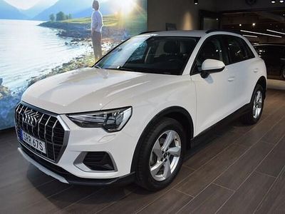 Vit Begagnad 2022 Audi Q3 Advanced SUV | 339 000 kr (Lite dyr)