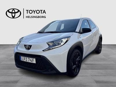 Vit Begagnad 2023 Toyota Aygo X Play SUV | 189 900 kr (Dyr)