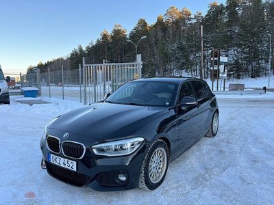 begagnad BMW 118 i 136hk Automat M-Sport 13600 mil Välvårdad Euro 6