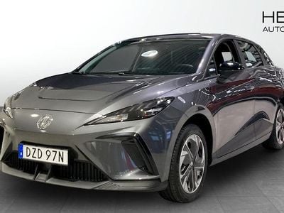 Grå Begagnad 2024 MG MG4 EV Halvkombi | 299 990 kr (Lite dyr)