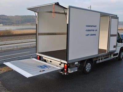 Vit Begagnad 2024 Peugeot Boxer Comfort Van | 633 750 kr