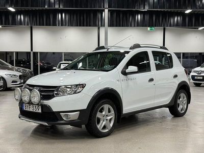 Vit Begagnad 2014 Dacia Sandero Stepway Kombi | 69 900 kr (Marknadspris)