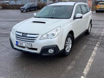 Begagnad 2013 Subaru Outback Kombi | 64 900 kr (Marknadspris)