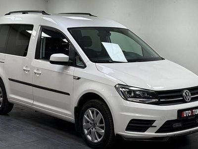 Vit Begagnad 2019 VW Caddy Minibuss | 189 900 kr