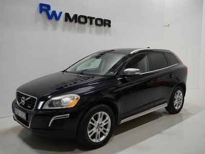 Svart Begagnad 2012 Volvo XC60 R-Design SUV | 118 900 kr (Bra pris)