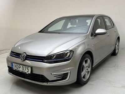Silver Begagnad 2016 VW Golf VII | 172 000 kr (Bra pris)