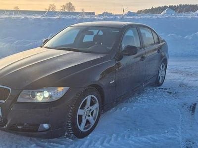 Begagnad 2011 BMW 318 Sedan | 57 000 kr (Marknadspris)