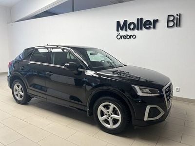 Brilliantsvart Begagnad 2023 Audi Q2 Design SUV | 259 000 kr (Marknadspris)
