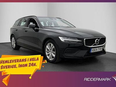 Begagnad Volvo V60 Momentum 197 HK (144 kW) 2021 Svart Kombi