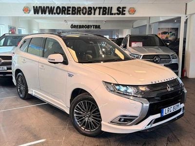 Begagnad Mitsubishi Outlander Edition 224 HK (164 kW) 2020 Vit SUV