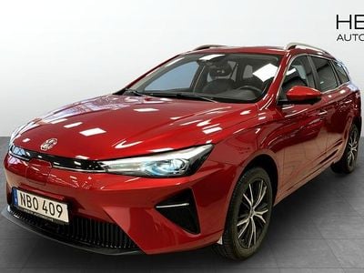 Begagnad MG MG5 EV Luxury 130 kW (177 HK) 2022 Röd Kombi