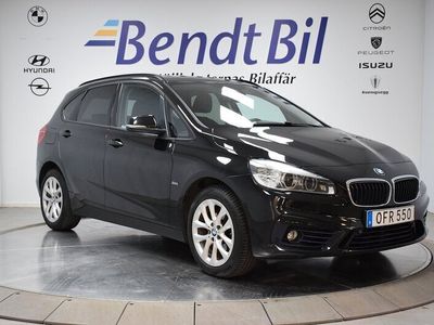 begagnad BMW 218 Active Tourer d Sport Line/ Backkamera/ Navigation