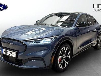 Blå Begagnad 2021 Ford Mustang Mach-E SUV | 369 900 kr (Bra pris)