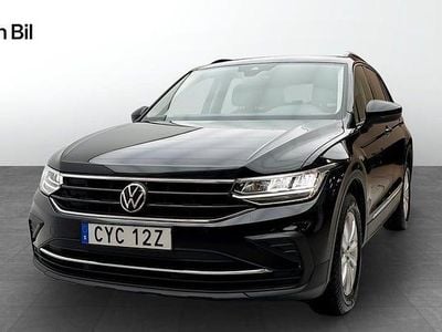 Svart Begagnad 2020 VW Tiguan SUV | 269 000 kr (Marknadspris)