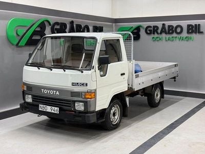 Begagnad Toyota HiAce 79 HK (58 kW) 1988 Vit Van