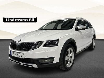 Begagnad Skoda Octavia Scout 151 HK (111 kW) 2018 Vit Kombi
