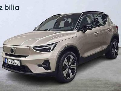 Grå Begagnad 2023 Volvo XC40 Single Motor SUV | 354 900 kr