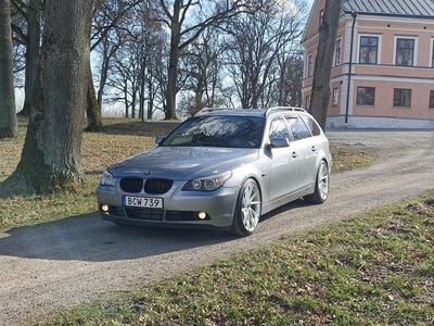 BMW 525