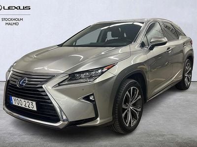Ljusgrå Begagnad 2018 Lexus RX450h Executive Line SUV | 359 000 kr (Bra pris)