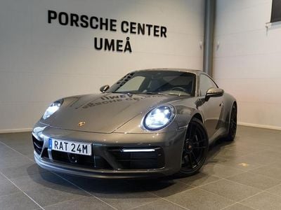 Porsche 911 Carrera GTS