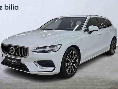 Vit Begagnad 2022 Volvo V60 Core Kombi | 359 000 kr (Marknadspris)