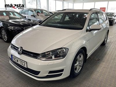 Begagnad VW Golf VII 110 HK (80 kW) 2016 Vit Kombi